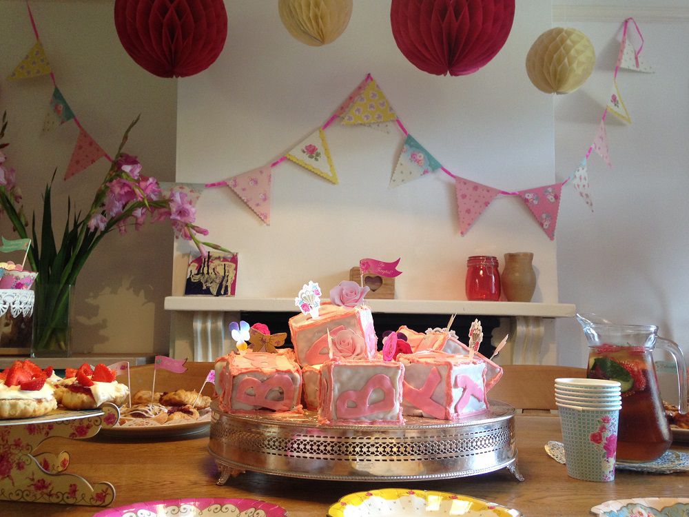 Baby Shower Party Ideas | Baby shower food, games and decorations