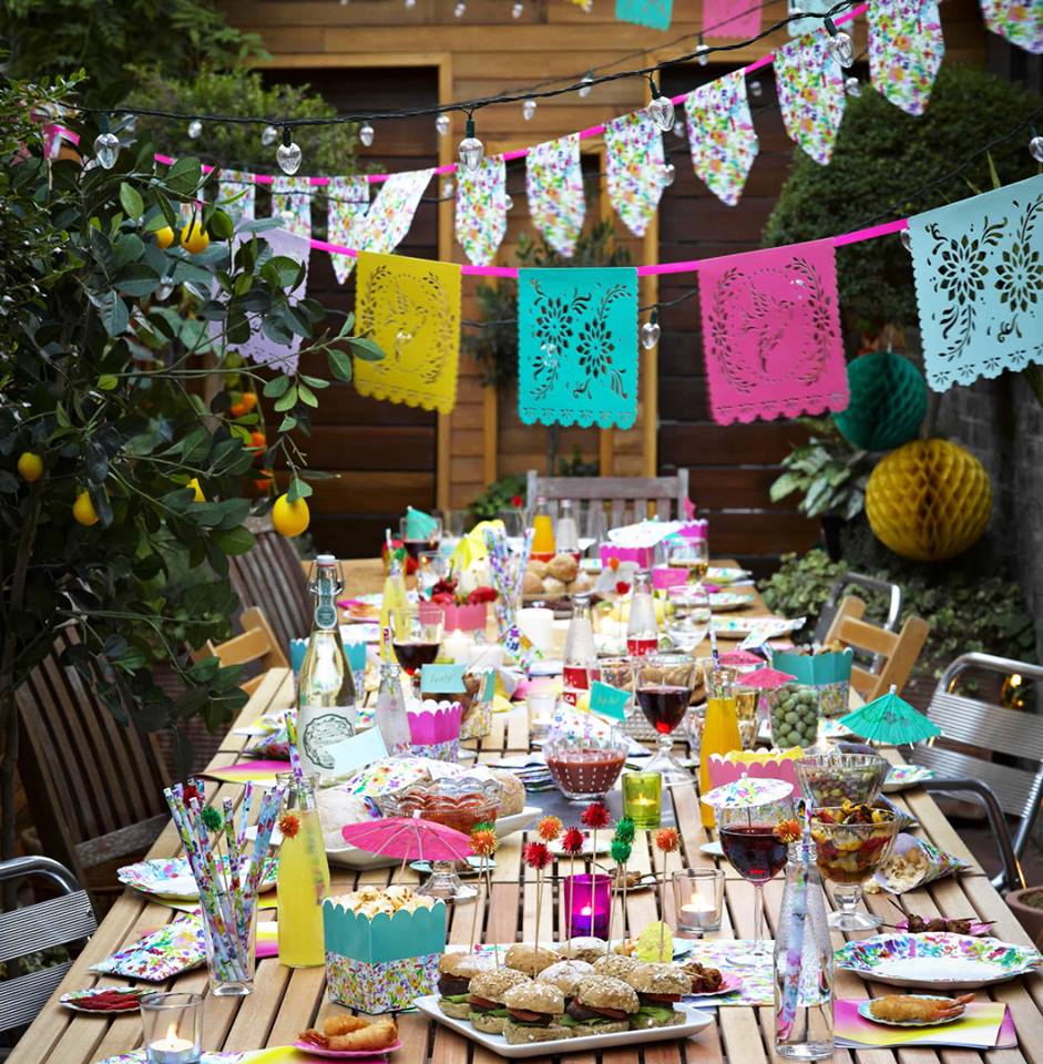 Mexican Fiesta Inspired DIY Wedding Theme Ideas | Brightly Coloured Wedding Decorations