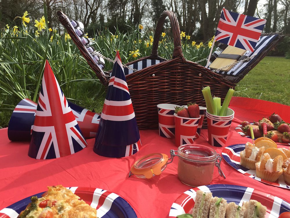 Summer Picnic Ideas | Best of British Party & VE Day Celebrations