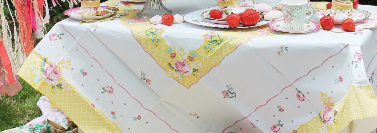 paper christmas tablecloths
