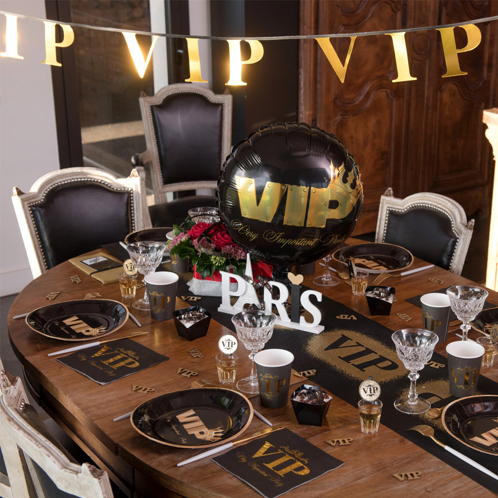 VIP Gold Card Bunting - 2.5m