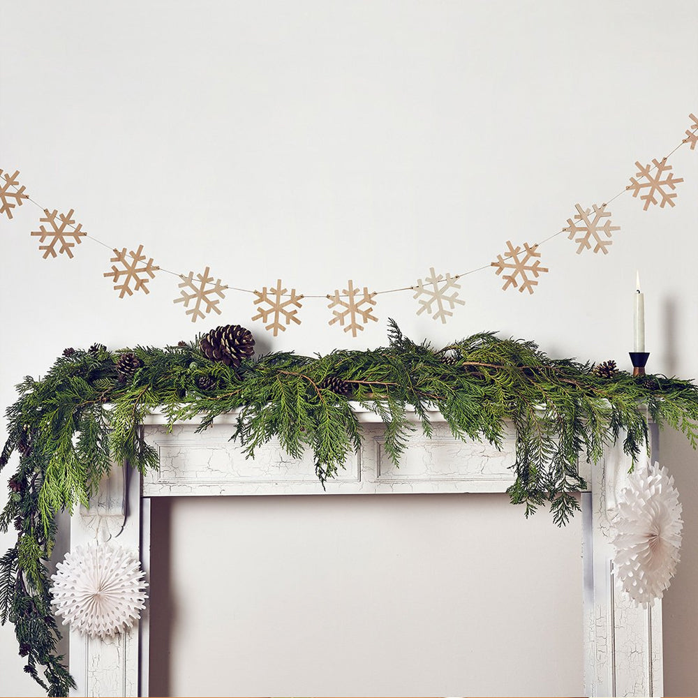 Wooden Snowflake Garland Decoration - 2.5m
