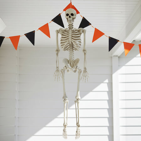 Halloween Skeleton Lifesize Hanging Prop Decoration - Plastic - 1.5m
