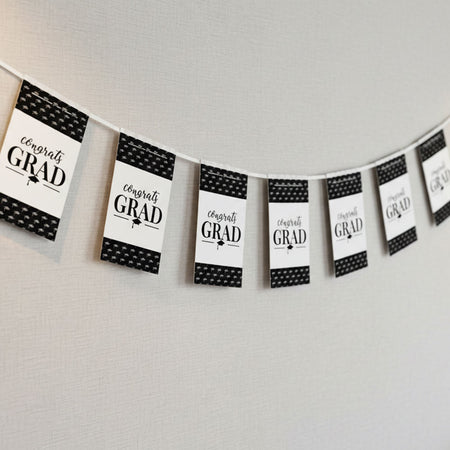 Congrats Grad Mortarboard Graduation Paper Bunting - 2.4m