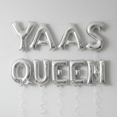 YAAS QUEEN Balloons Lifestyle Wall