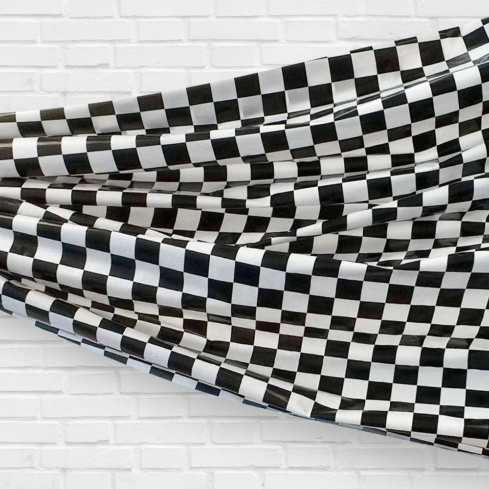 Chequered Plastic Drape Decoration - Black & White - 30.5m
