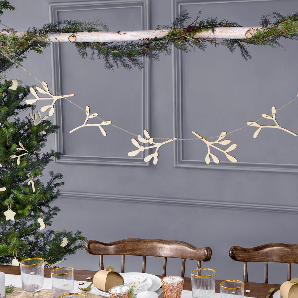 Wooden Mistletoe Banner - 127cm