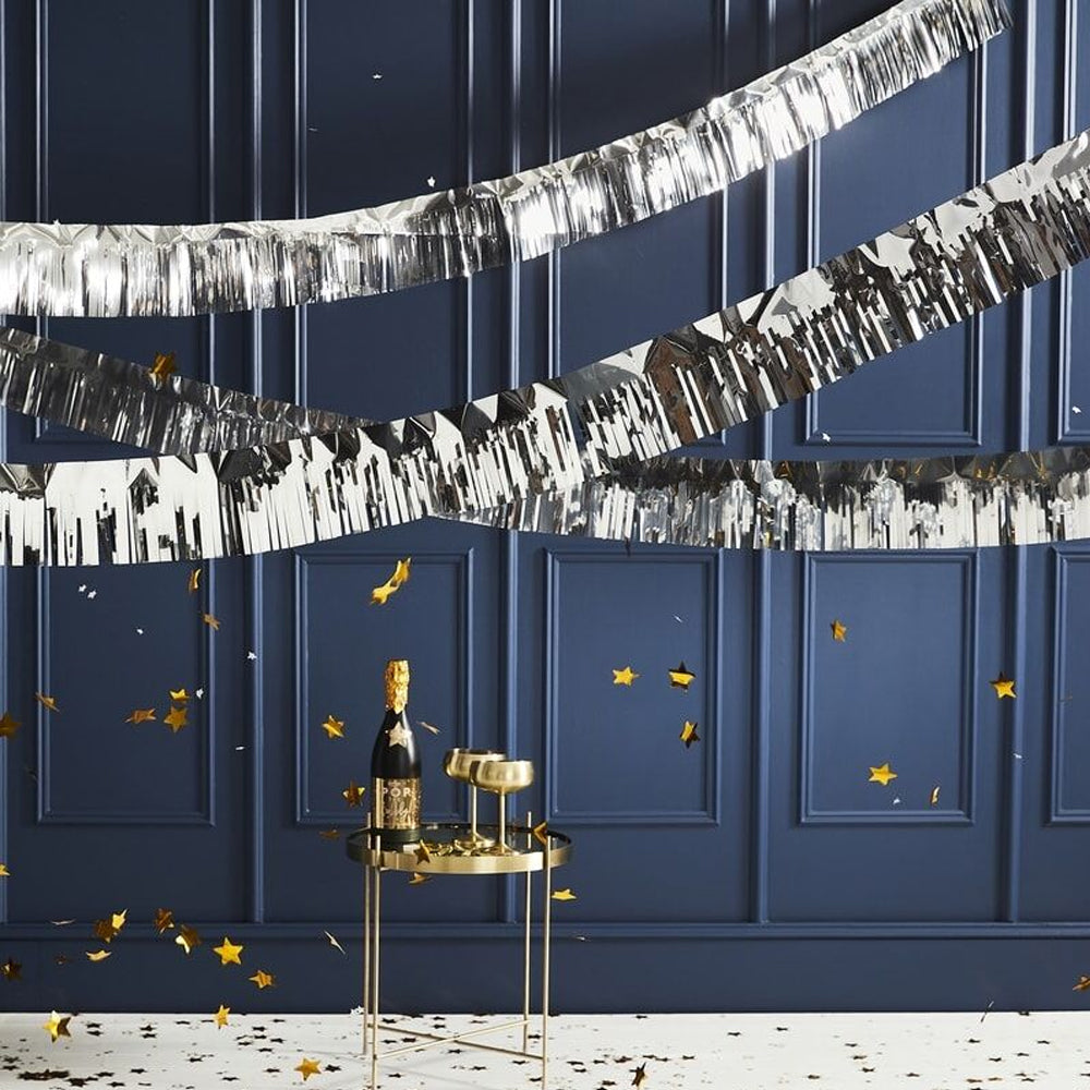 Silver Metallic Fringed Garland 