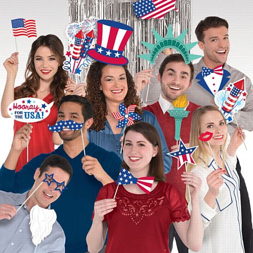 American Selfie Scene with Photo Booth Props - Pack of 21